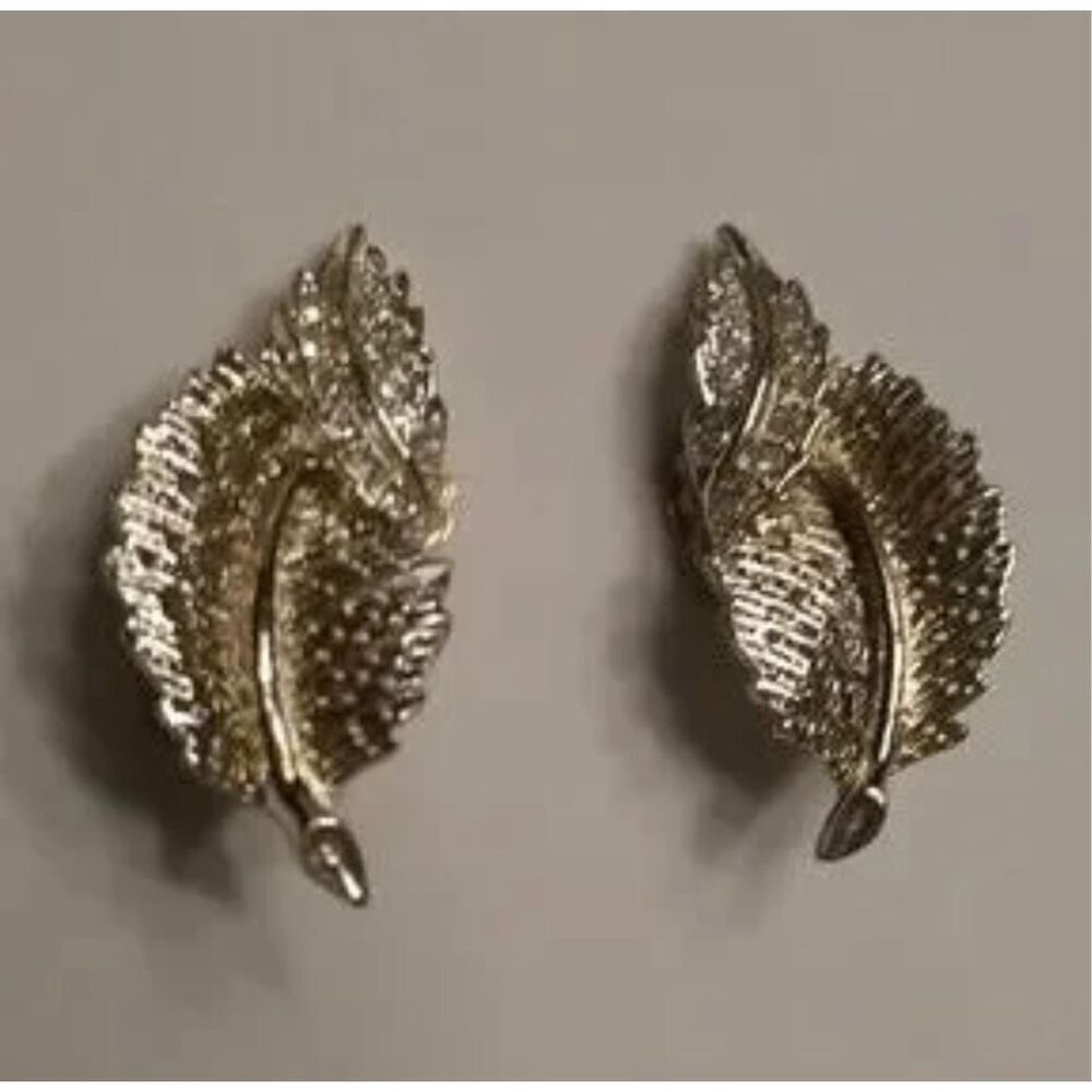 SARAH COVENTRY Leaf Shape Clip Earrings, LT. Gold Tone Metal, Crystals